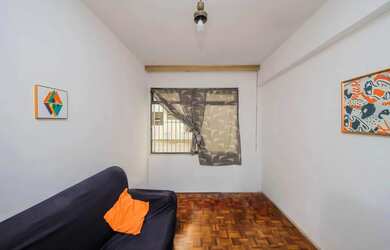 Imagem: O apartamento possui 2 Dormitórios, 2 Banheiros, 70m² de Área