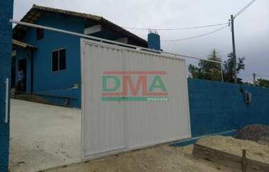 Imagem: A casa possui 1 Dormitório, 2 Vagas na garagem, 360m² de Área