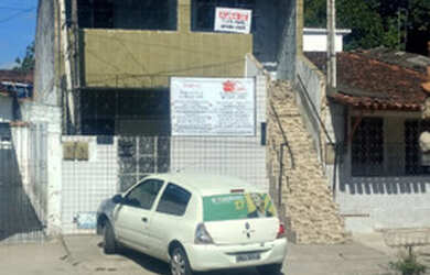 Imagem: A casa possui 3 Dormitórios, 1 Banheiro e 75m² de Área e