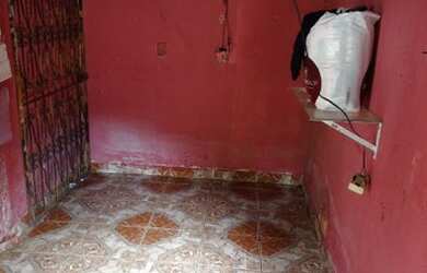 Imagem: A casa possui 2 Dormitórios e 1 Banheiro e está localizado