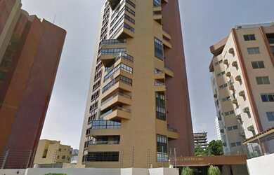 Imagem: O apartamento possui 3 Dormitórios, 5 Banheiros, 3 Vagas na