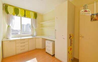 Imagem 9: Vendo apartamento de dois dormitórios com garagem no Bairro Cristo Redentor em Porto Alegr