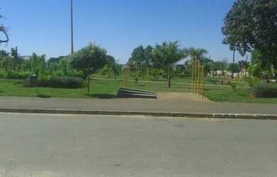 Imagem 1: alugo casa. 70m² de Área, 1 Vaga na garageme2 Dormitórios