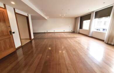 Imagem 2: AMPLO APARTAMENTO EM COPACABANA SOMENTE 1 POR ANDAR