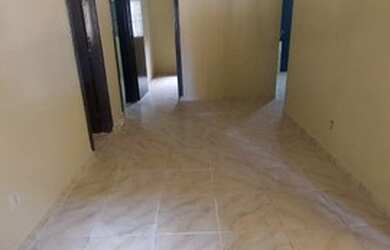 Imagem: A casa possui 3 Dormitórios, 1 Banheiro, 3 Vagas na garagem