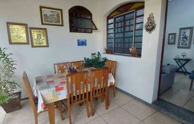 Imagem 13: Casa com 6 dormitórios à venda por R$ 850.000,00 - São João Batista (Venda Nova) - Belo Ho