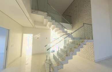 Imagem 7: Sobrado de Alto Padrão no Residencial Caribe Cond. Na Beira do Lago