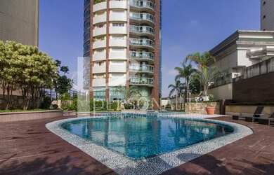 Imagem: O apartamento possui 3 Dormitórios, 3 Banheiros, 5 Vagas na