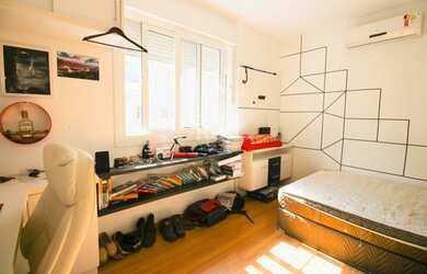 Imagem 2: Casa em Santana. Piscina, Churrasqueira, Ar-condicionadoeÁrea de serviço