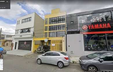 Imagem: O depósito possui 3 Vagas na garagem e 500m² de Área e está