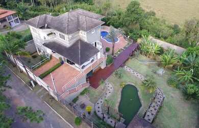 Imagem: Linda casa com 5 quartos com 4 suítes de 612m² em condomínio