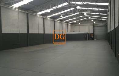 Imagem 1: Excelente Galpão. 800m² de Áreae3 Vagas na garagem