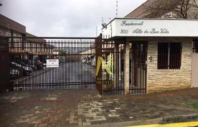 Imagem: A casa em condomínio possui 3 Dormitórios, 2 Banheiros, 2