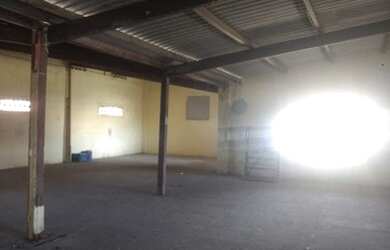 Imagem 11: Galpão Praia Campista c/ 3 banheiros, escritório, mezanino, área toda...