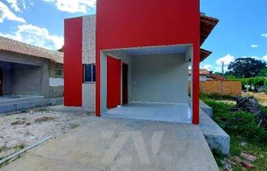 Imagem: A casa possui 2 Dormitórios, 1 Banheiro, 2 Vagas na garagem