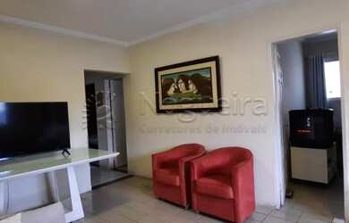 Imagem: A casa possui 3 Dormitórios, 3 Banheiros, 2 Vagas na garagem