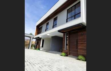 Imagem 5: Casa para venda tem 103 metros quadrados com 2 quartos em Ambrósio - Garopaba - SC