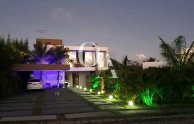 Imagem: A casa possui 5 Dormitórios, 5 Banheiros, 3 Vagas na garagem