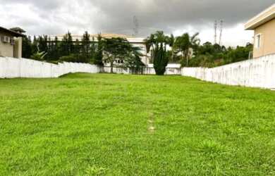 Imagem: O terreno possui 1200m² de Área e está localizado em Alphaville