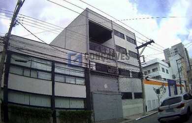 Imagem: O depósito possui 1000m² de Área e está localizado em Santa