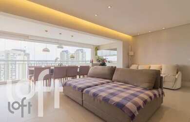 Imagem: O apartamento possui 3 Dormitórios, 5 Banheiros, 3 Vagas na