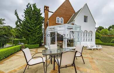 Imagem 2: Casa em bairro nobre com vista para o poente, 3 suítes