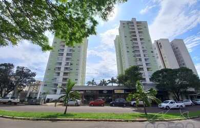 Imagem: O apartamento possui 2 Dormitórios, 1 Banheiro, 2 Vagas na