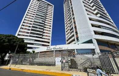 Imagem: O apartamento possui 4 Dormitórios, 4 Banheiros, 2 Vagas na