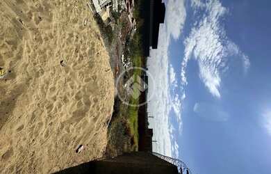 Imagem: O terreno à venda possui 215m² de Área e está localizado