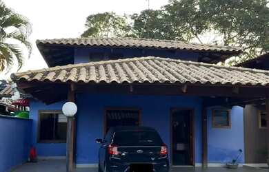 Imagem: A casa em condomínio possui 3 Dormitórios, 2 Banheiros, 2