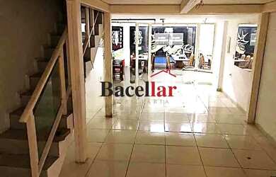 Imagem: O depósito possui 40m² de Área e está localizado em Tijuca