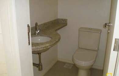 Imagem 10: Apto com 3 dormitórios suíte , lavabo, sacada com churrasqueira, 2 vagas...