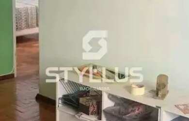 Imagem: O apartamento à venda possui 2 Dormitórios, 1 Banheiro, 1