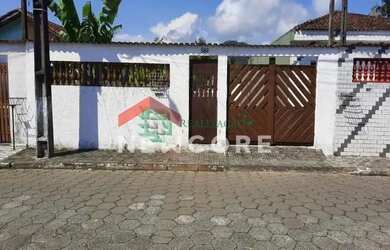 Imagem: A casa possui 1 Dormitório, 1 Banheiro, 5 Vagas na garagem