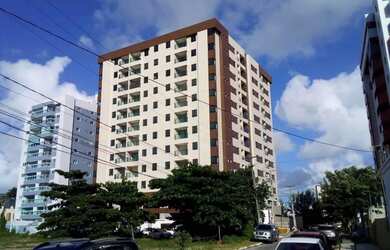 Imagem: O apartamento possui 3 Dormitórios, 1 Banheiro, 2 Vagas na