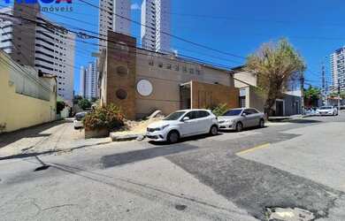 Imagem: O depósito possui 785m² de Área e está localizado em Dionisio