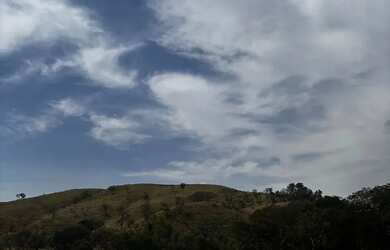 Imagem 3: Qualidade de Vida Garantida: Lotes 1000m² com Conexão Rápida à Capital