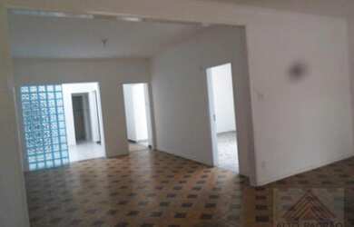 Imagem: O depósito possui 500m² de Área e está localizado em Vila