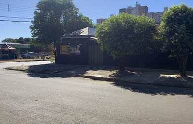 Imagem 4: Vendo imóvel de esquina 706 sul