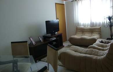 Imagem: O apartamento possui 2 Dormitórios, 2 Banheiros, 1 Vaga na