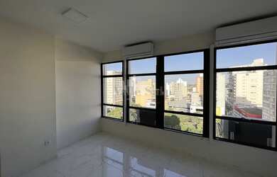 Imagem: O depósito possui 60m² de Área e está localizado em Centro