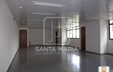 Imagem: O depósito possui 2 Vagas na garagem, 125m² de Área e está