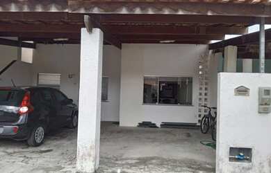 Imagem: A casa em condomínio possui 2 Dormitórios, 2 Banheiros, 2