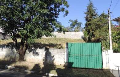 Imagem: O terreno possui 960m² de Área e está localizado em Recanto