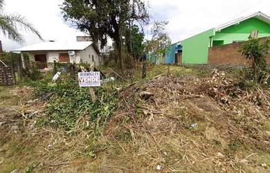 Imagem: O terreno possui 840m² de Área e está localizado em Cruzeiro