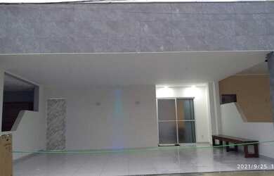 Imagem: A casa em condomínio possui 2 Dormitórios, 2 Banheiros, 2