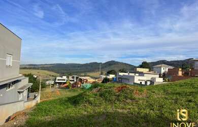 Imagem: O terreno possui 455m² de Área e está localizado em Bragança