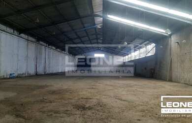 Imagem: O depósito possui 2600m² de Área e está localizado em Jardim