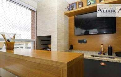 Imagem: O apartamento possui 2 Dormitórios, 2 Banheiros, 2 Vagas na