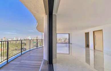 Imagem: O apartamento possui 4 Dormitórios, 5 Banheiros, 4 Vagas na